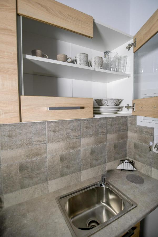 Gio Apartments プレベザ エクステリア 写真